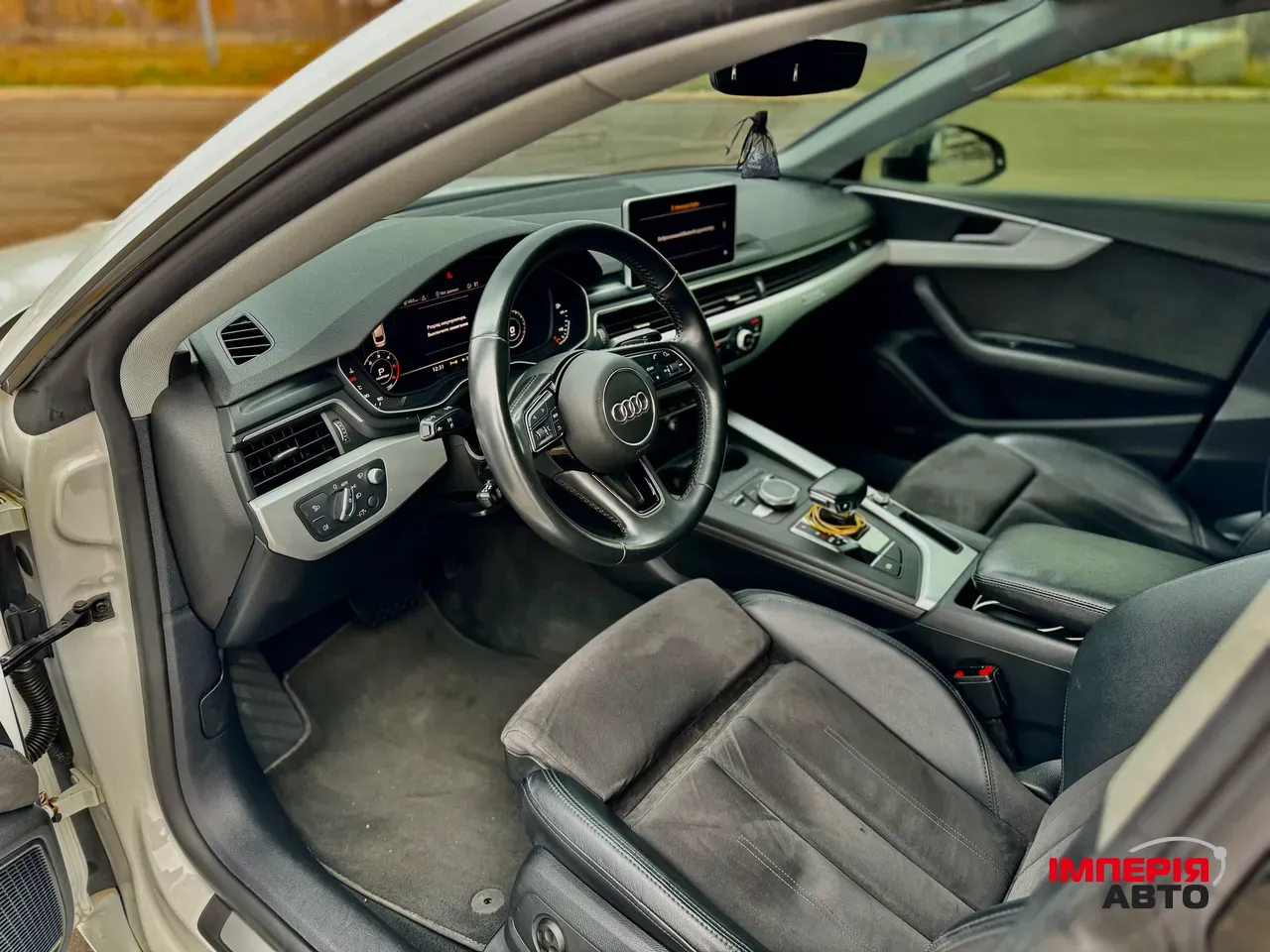 Audi A5 - фото 9