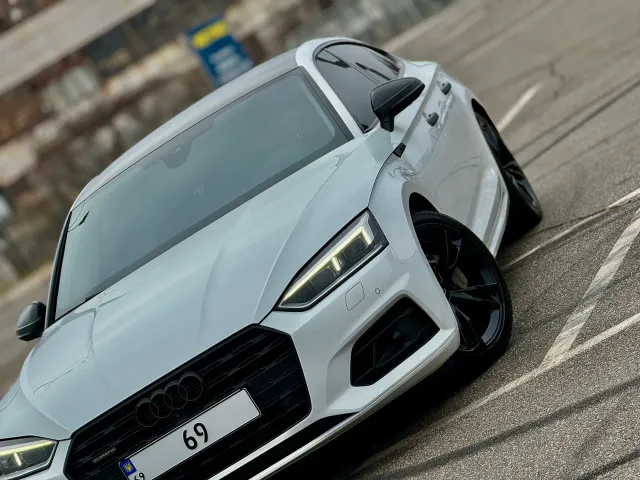 Audi A5 - фото 1