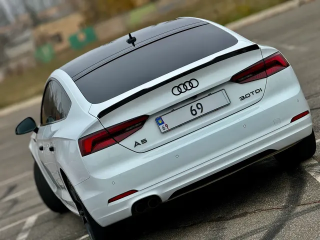 Audi A5 - фото 5