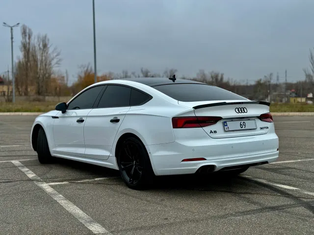Audi A5 - фото 4