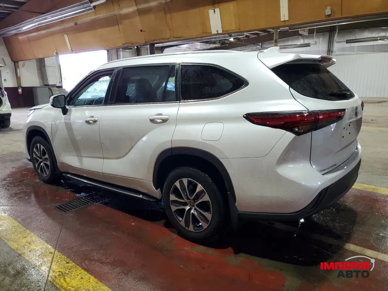 Toyota Highlander - фото 4