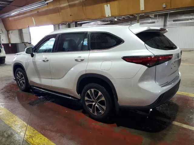 Toyota Highlander - фото 4