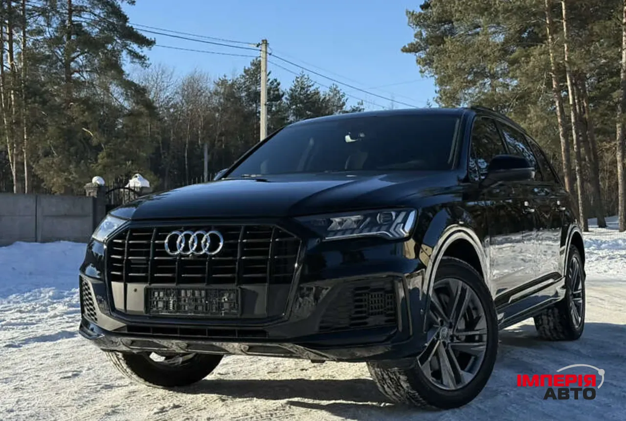 Audi Q7 - фото 1