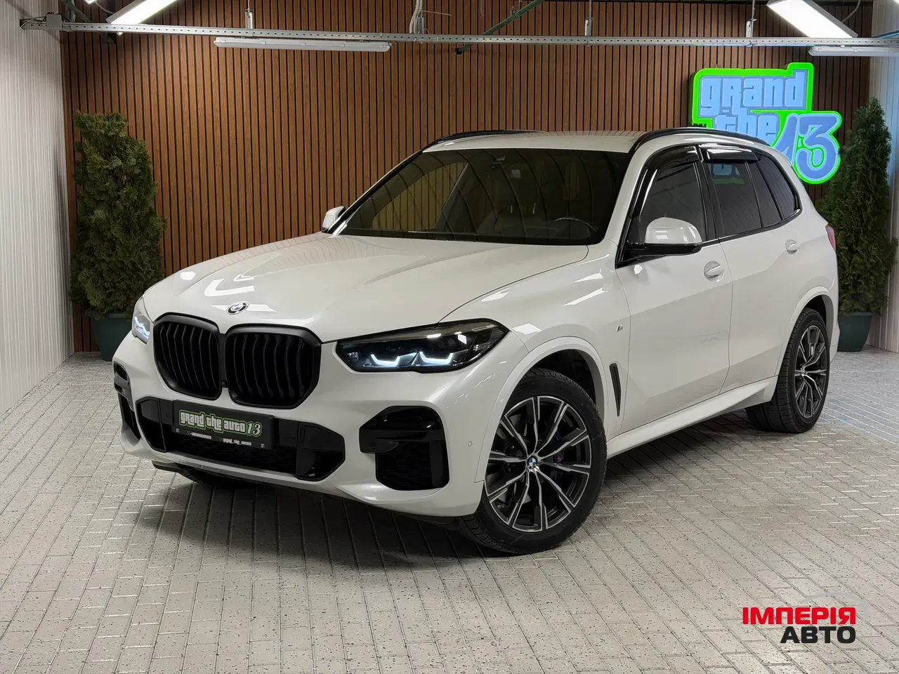 BMW X5 - фото 2