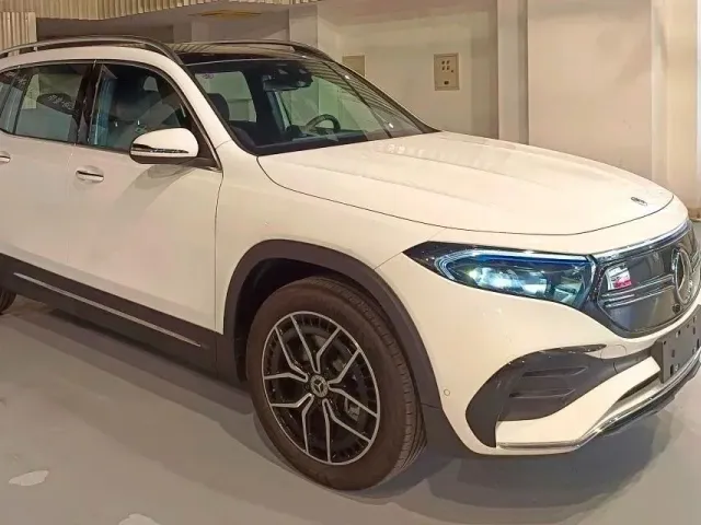 Mercedes-Benz EQB - фото 2