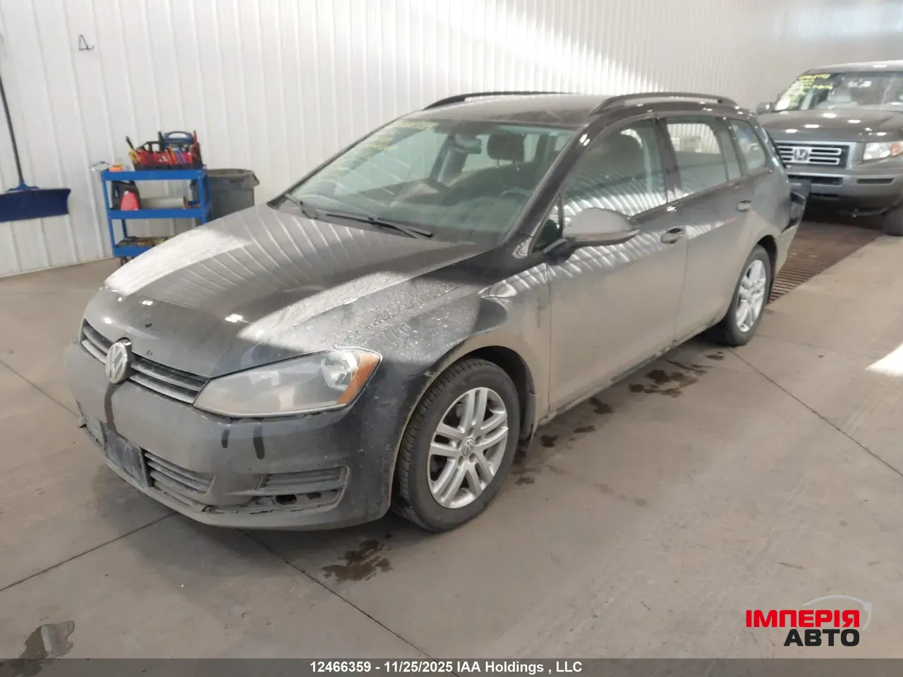 Volkswagen Golf - фото 3