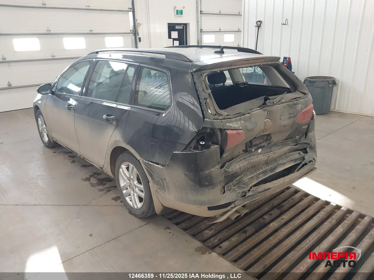 Volkswagen Golf - фото 4