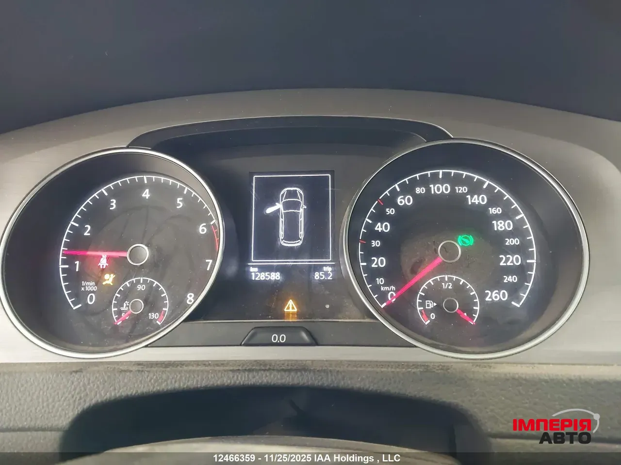 Volkswagen Golf - фото 8