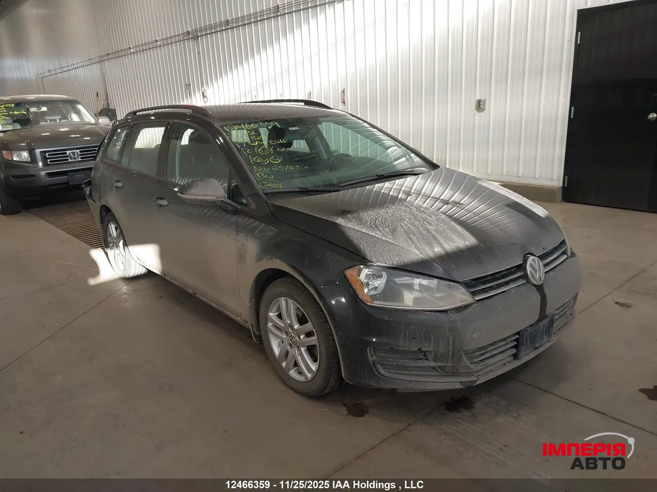 Volkswagen Golf - фото 1