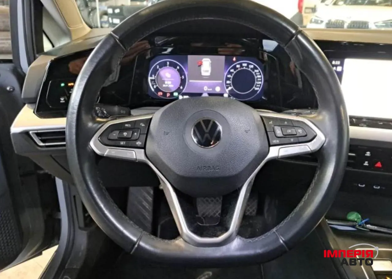 Volkswagen Golf - фото 8