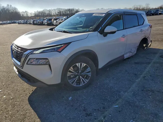 Nissan Rogue - фото 1