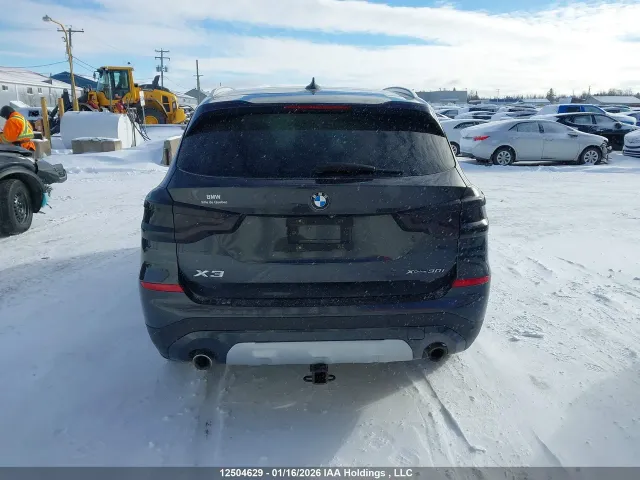 BMW X3 - фото 5