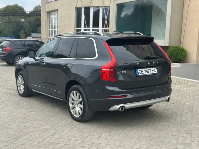 Volvo XC90 - фото 5