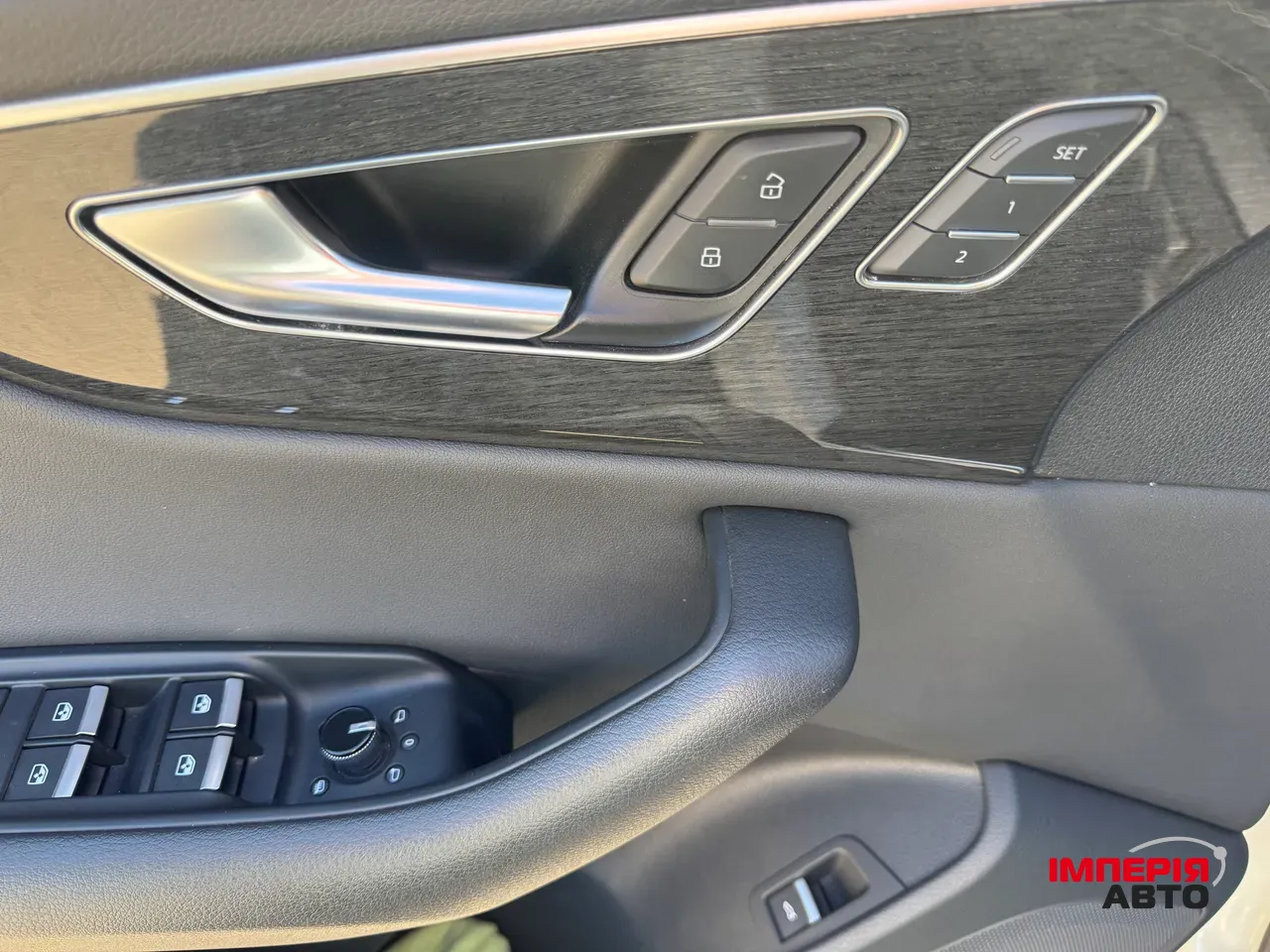 Audi Q8 - фото 39