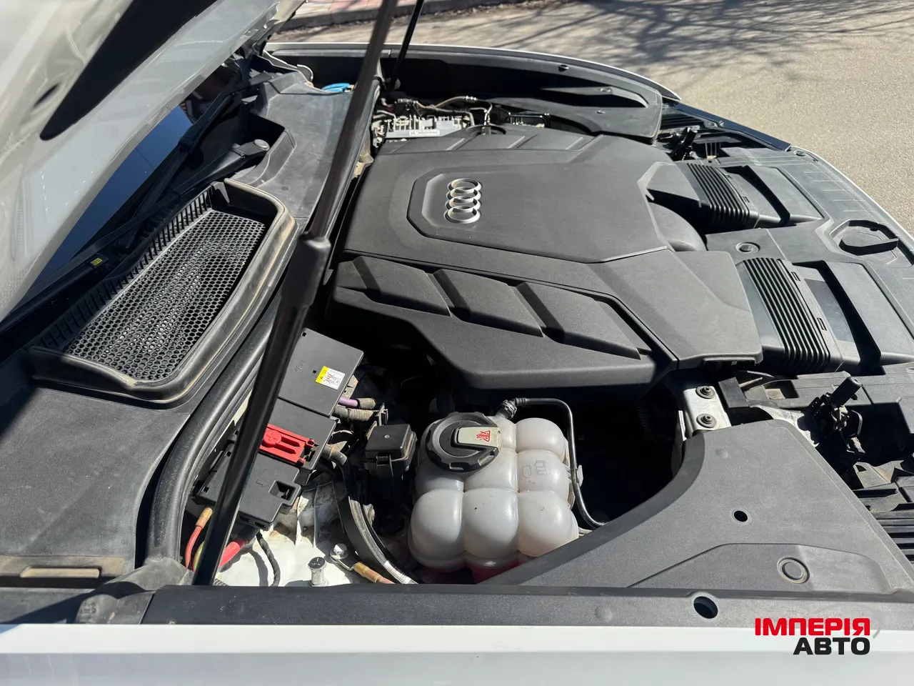 Audi Q8 - фото 57