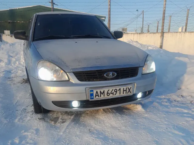 Lada (ВАЗ) Priora - фото 2