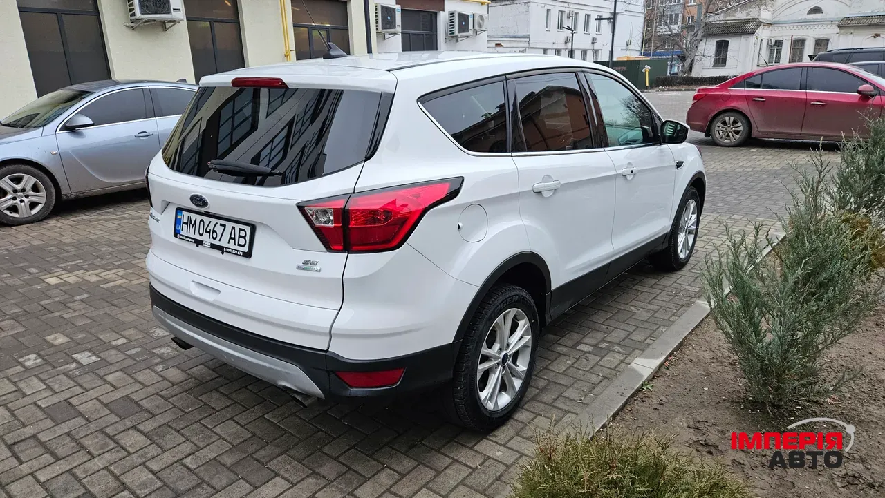 Ford Escape - фото 4