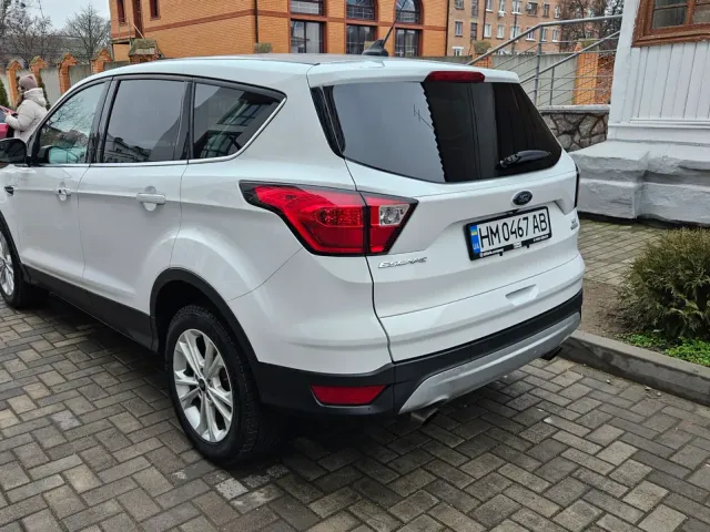 Ford Escape - фото 3