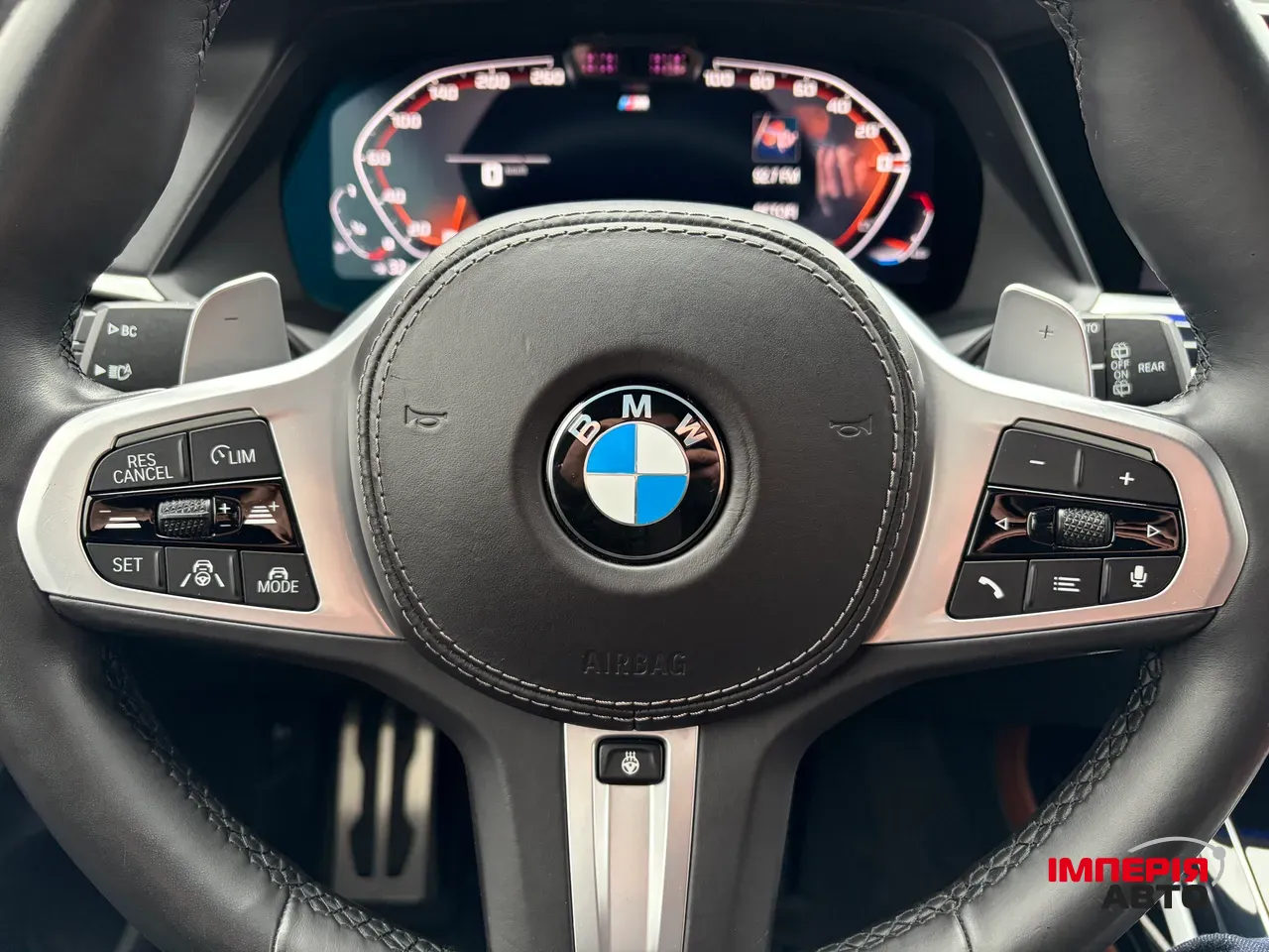 BMW X7 - фото 30