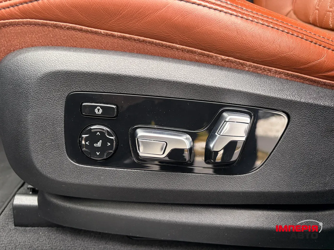 BMW X7 - фото 56