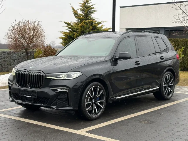 BMW X7 - фото 2