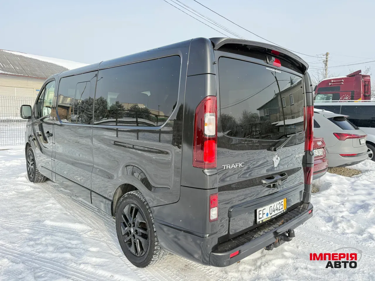 Renault Trafic - фото 23