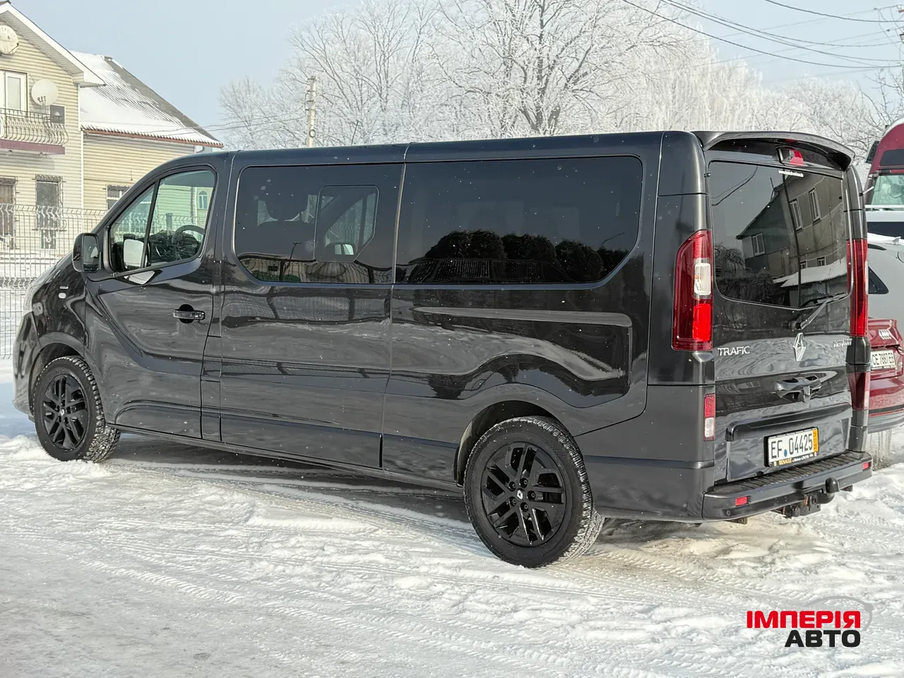 Renault Trafic - фото 25