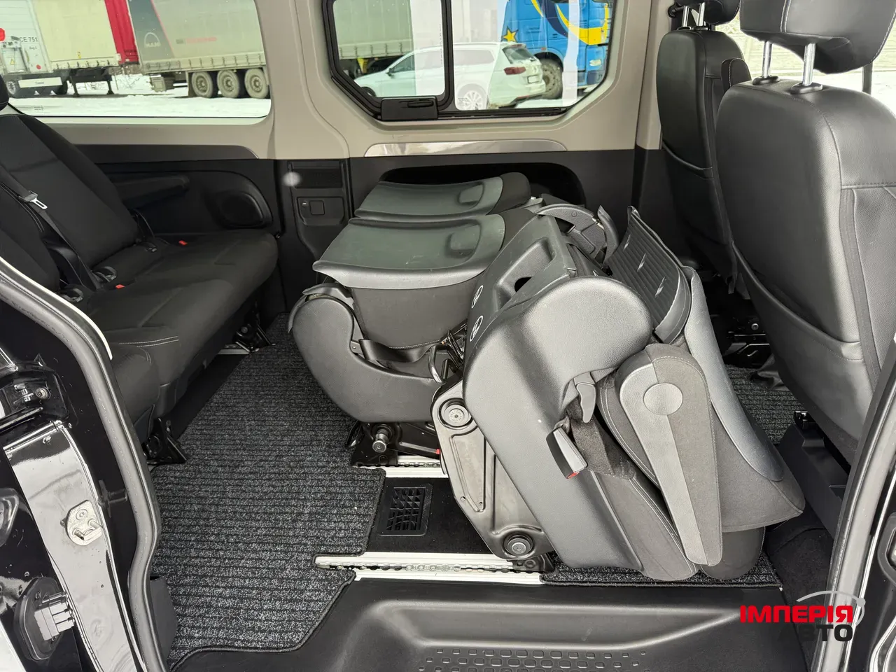 Renault Trafic - фото 7