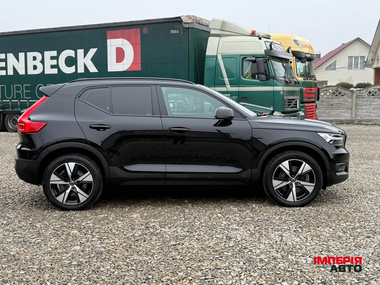 Volvo XC40 - фото 50
