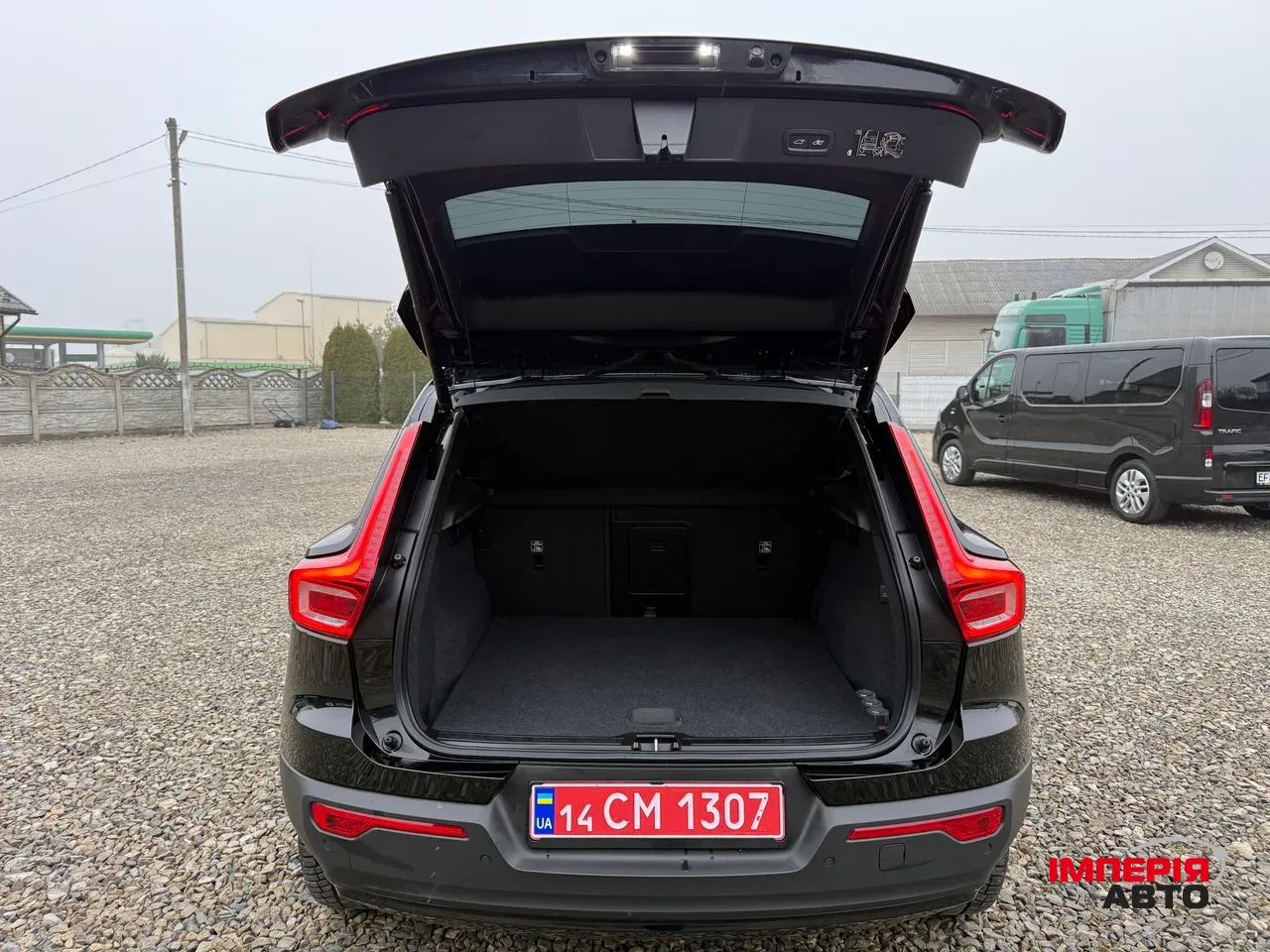 Volvo XC40 - фото 9