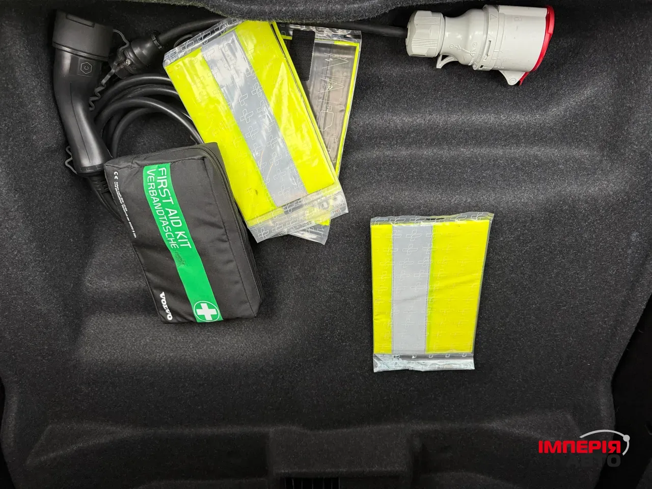 Volvo XC40 - фото 7