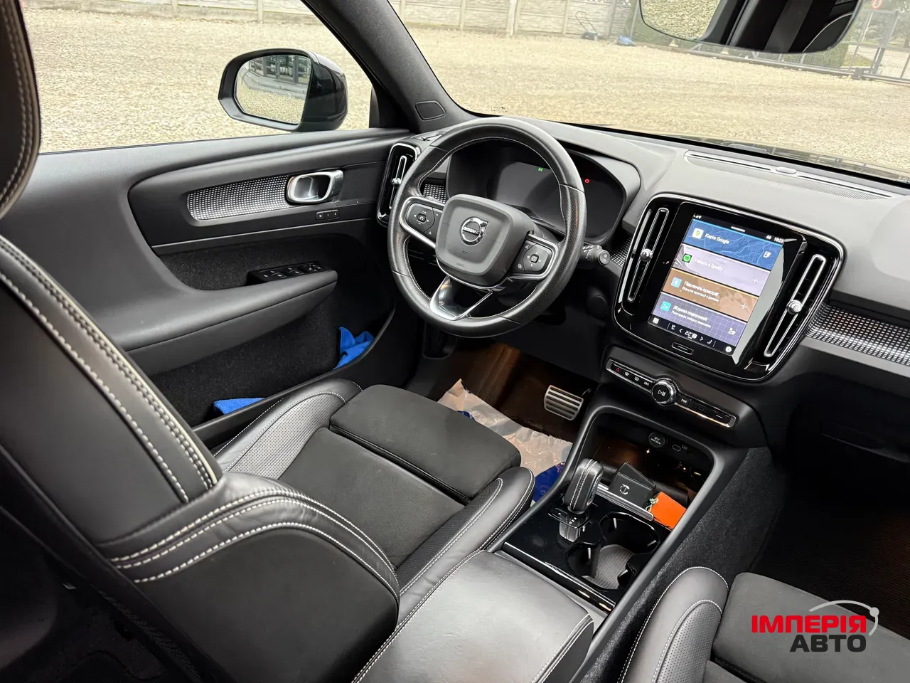 Volvo XC40 - фото 21