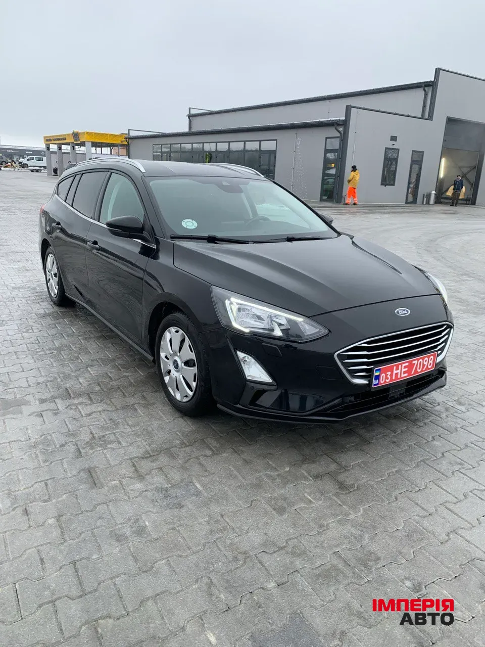 Ford Focus - фото 1