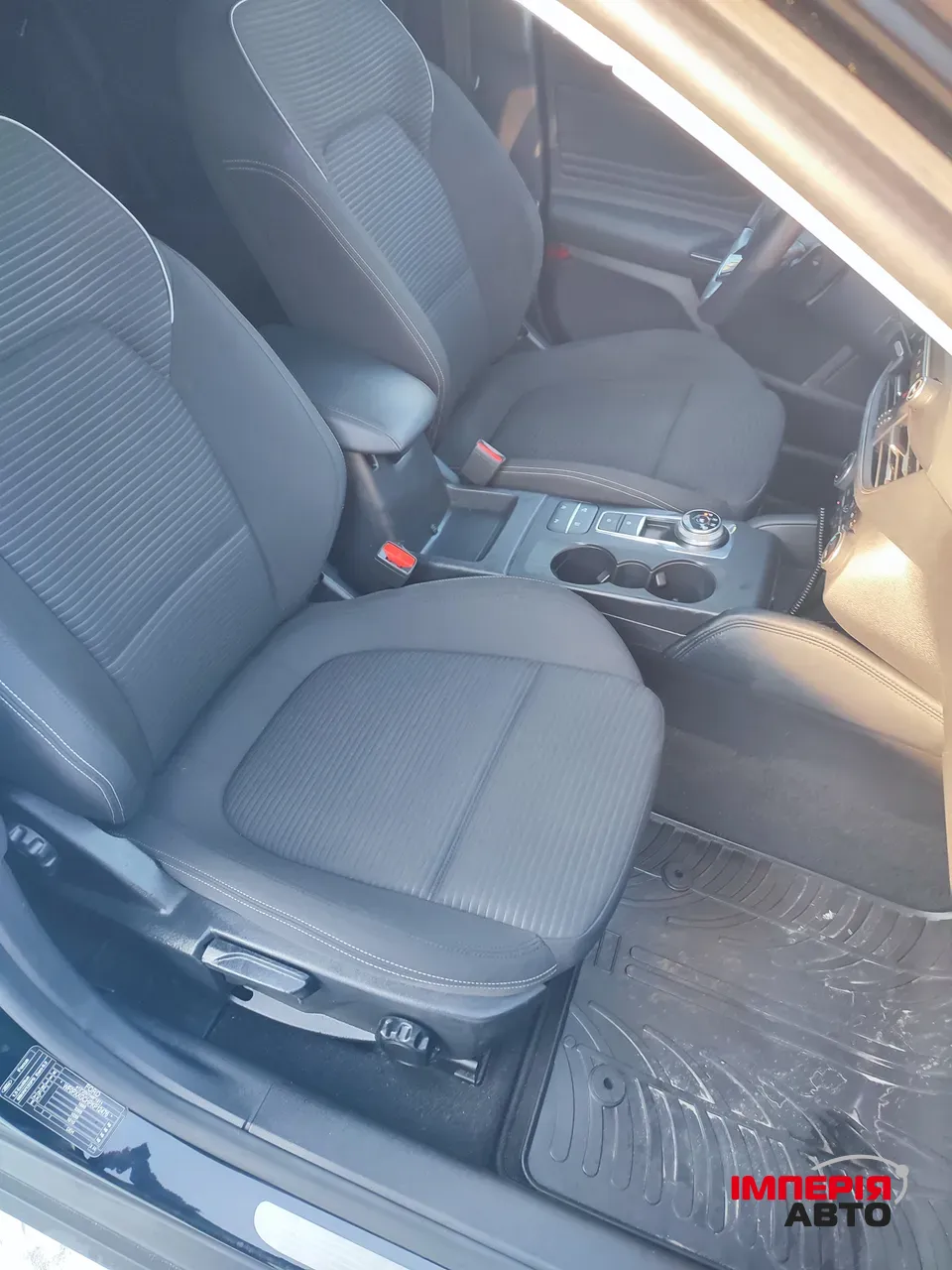 Ford Focus - фото 37