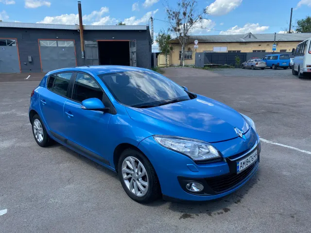 Renault Megane - фото 3