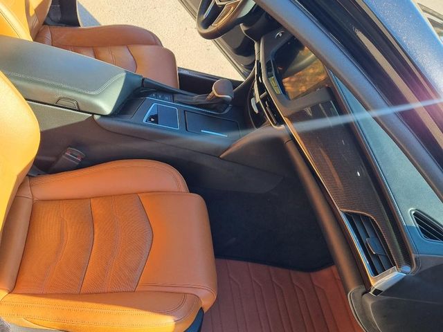 Cadillac CT6 - фото 2