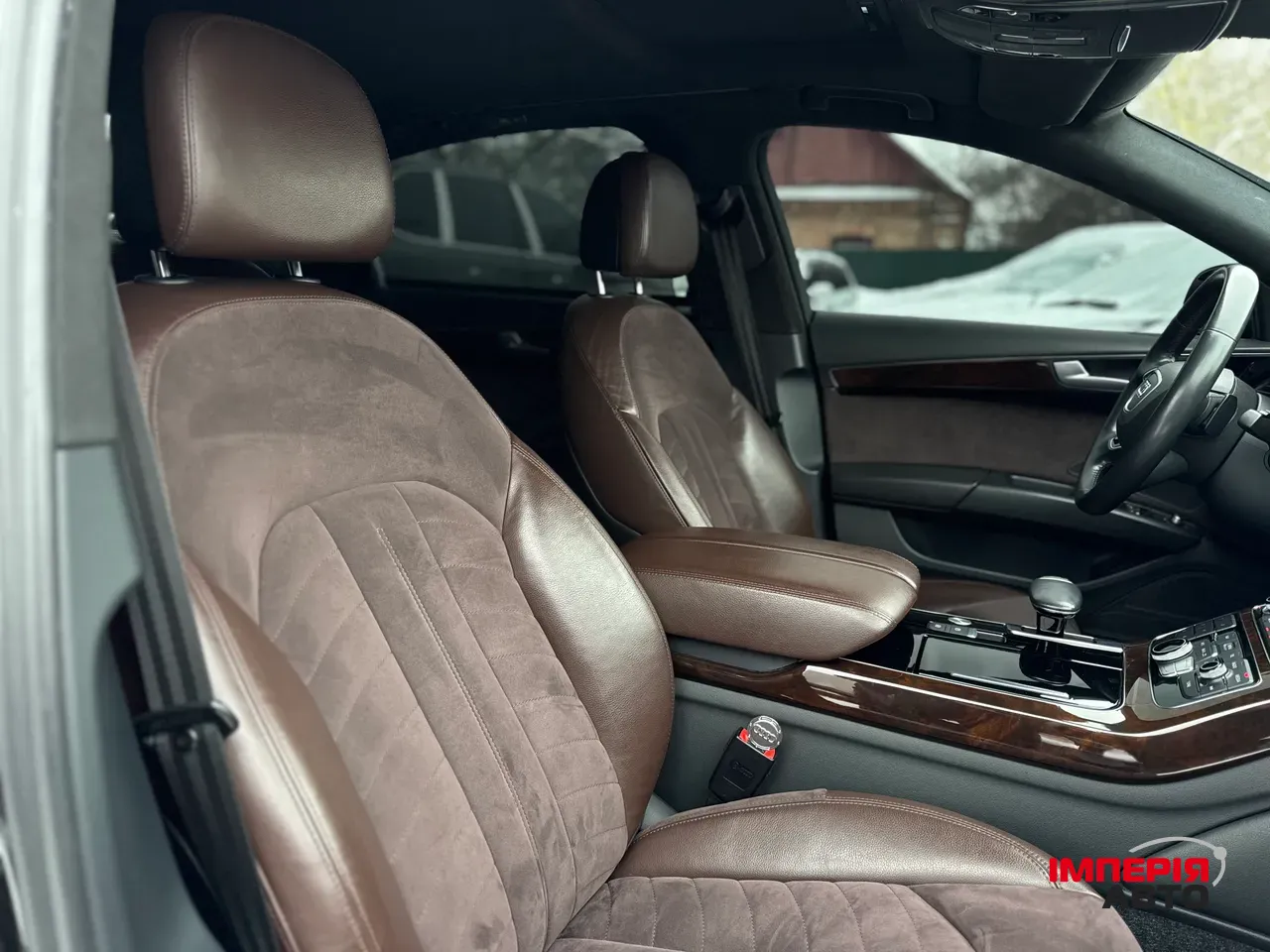 Audi A8 - фото 40