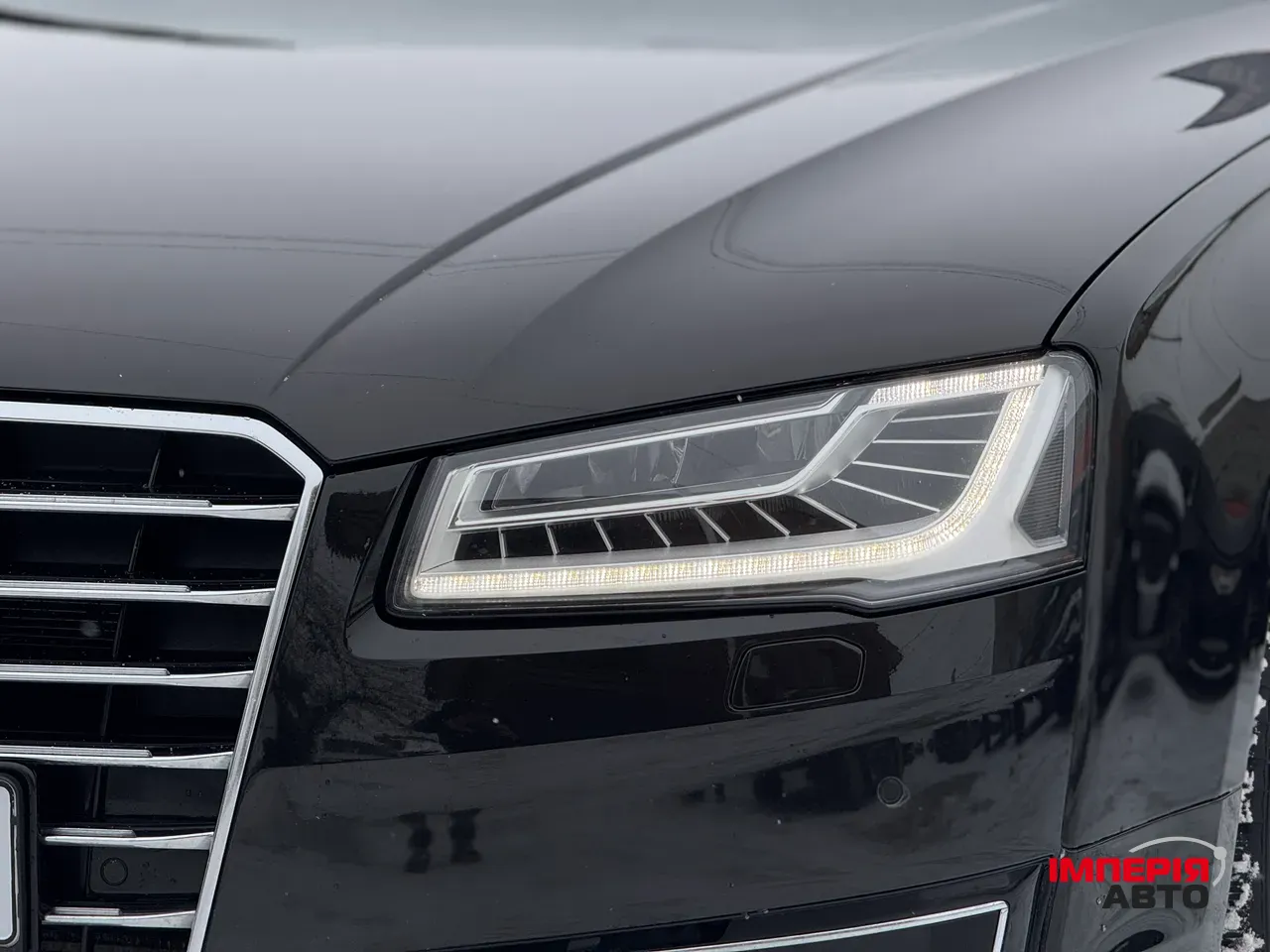 Audi A8 - фото 6