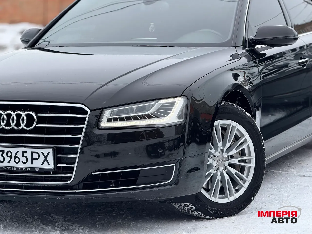 Audi A8 - фото 2