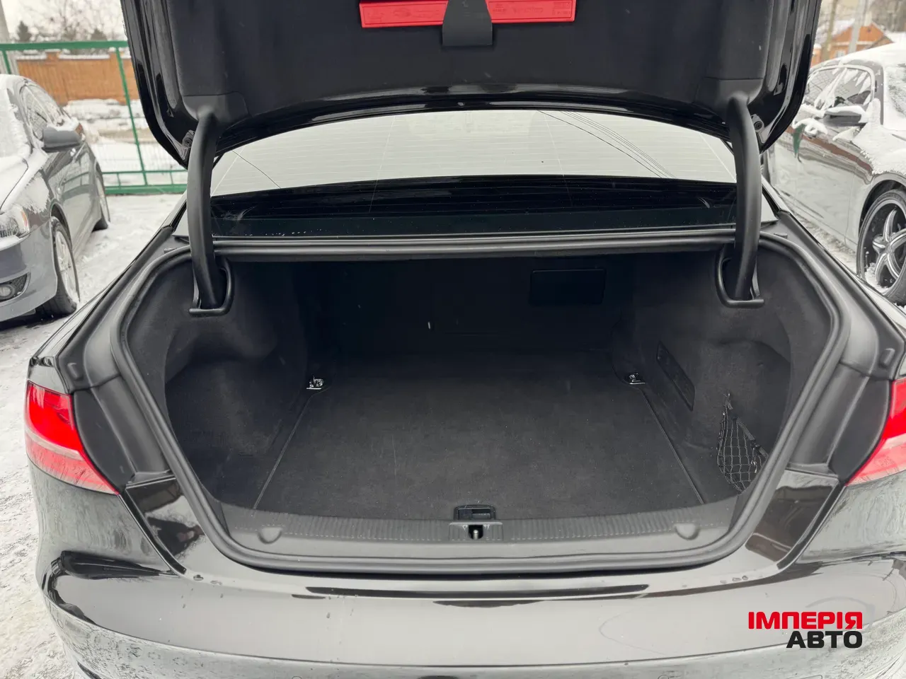 Audi A8 - фото 47