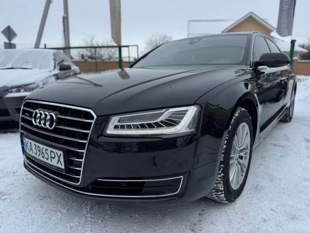 Audi A8 - фото 5