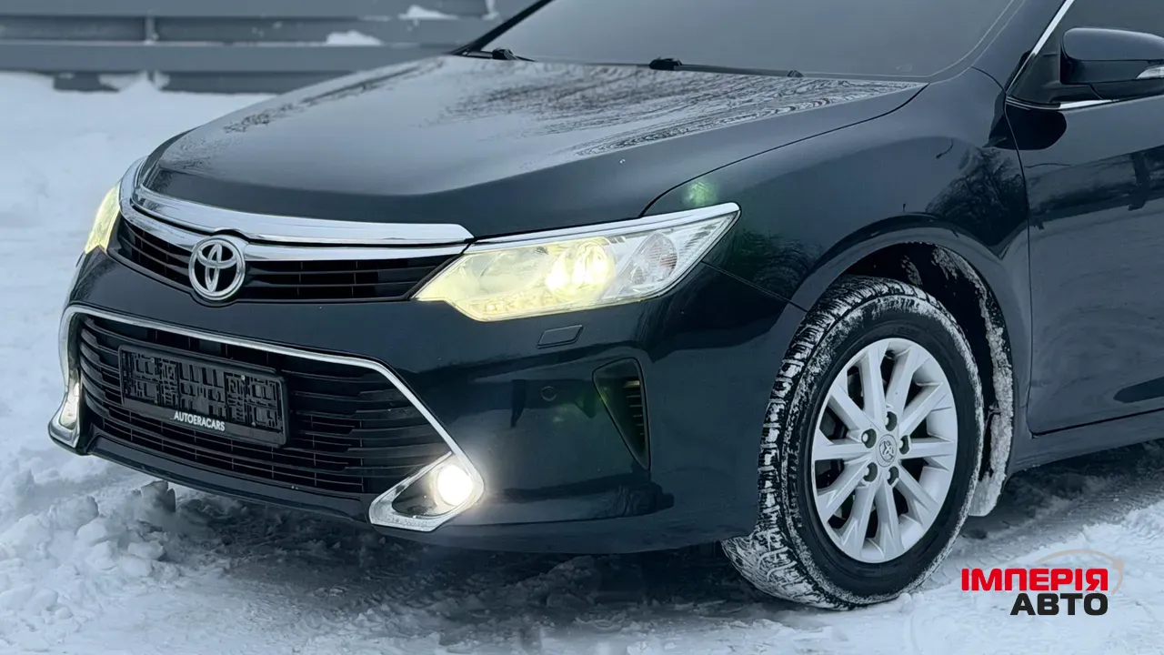 Toyota Camry - фото 17