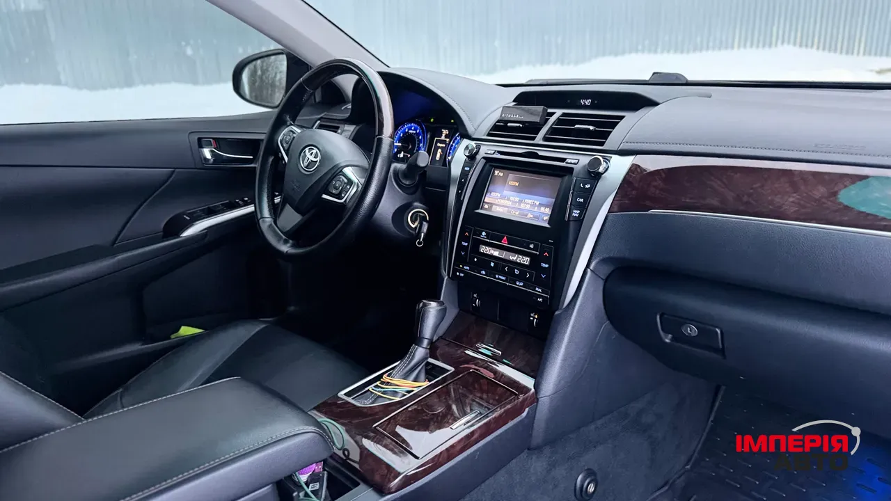 Toyota Camry - фото 19