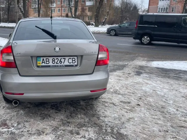Skoda Octavia - фото 2