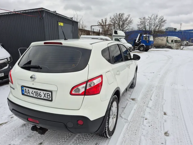 Nissan Qashqai - фото 5