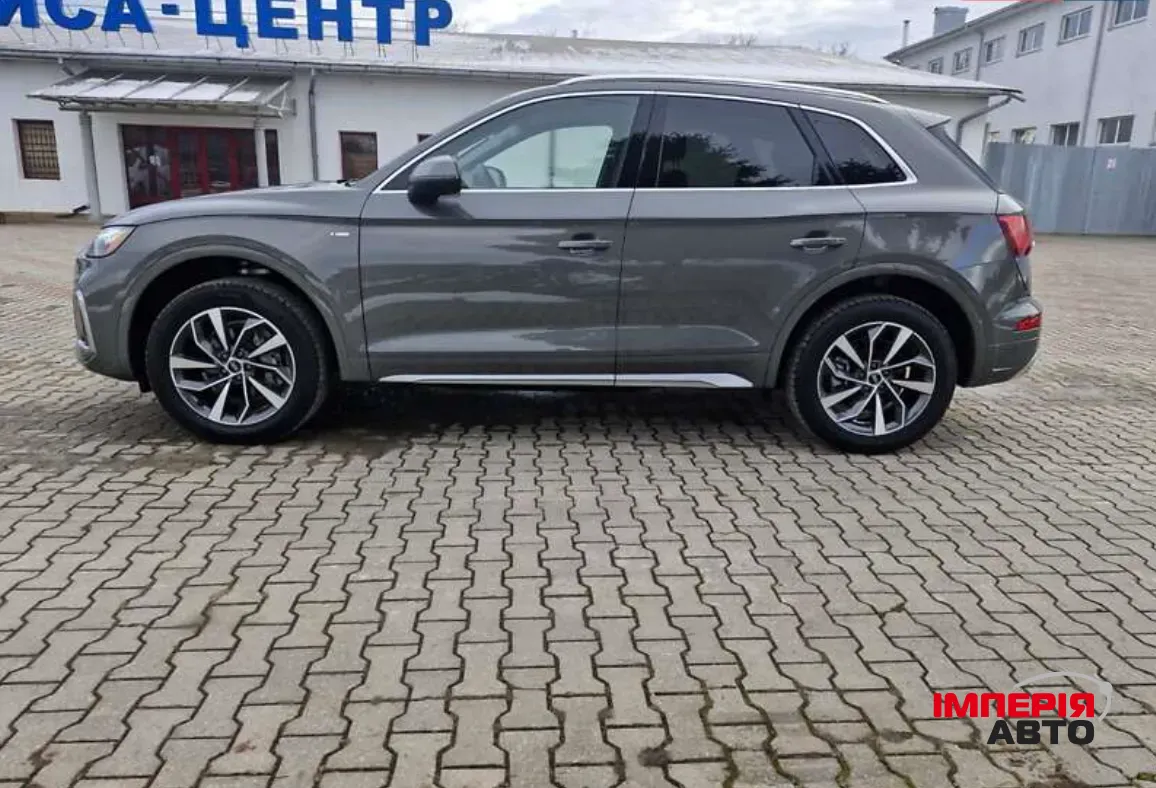 Audi Q5 - фото 7