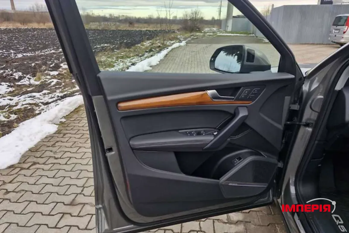 Audi Q5 - фото 13