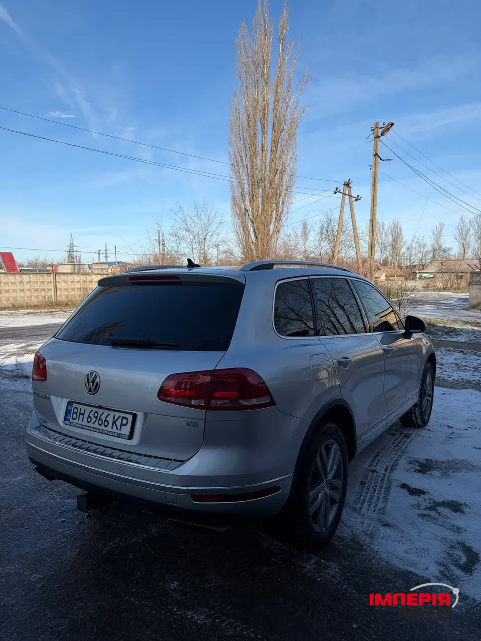 Volkswagen Touareg - фото 2
