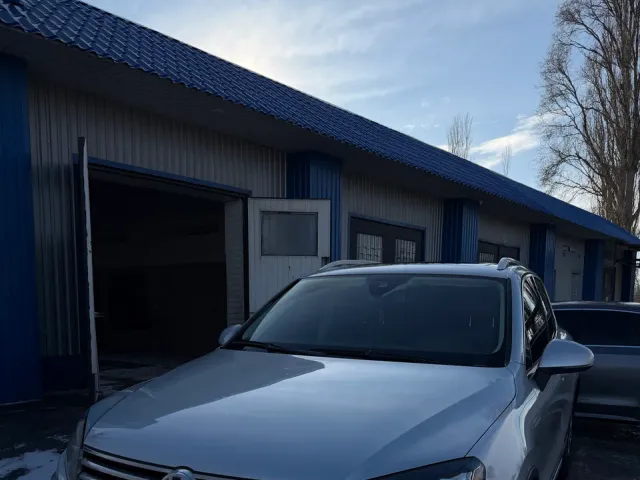 Volkswagen Touareg - фото 5