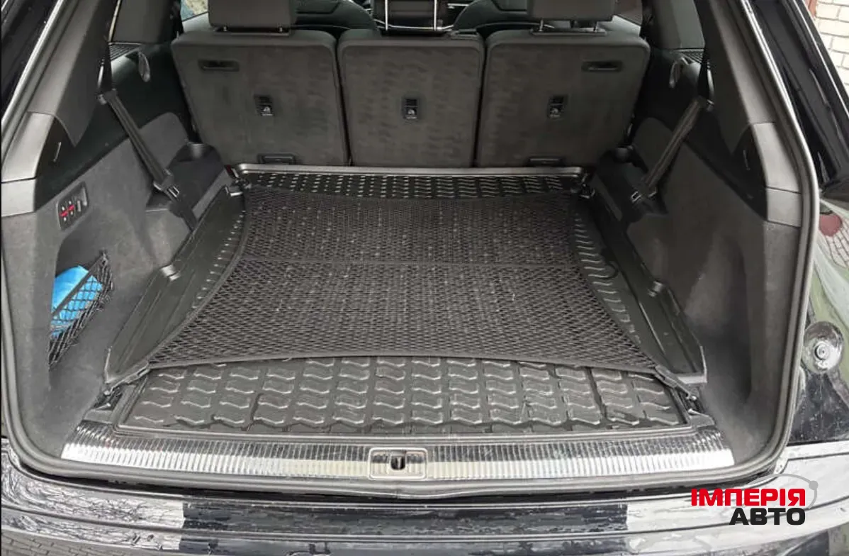 Audi Q7 - фото 6